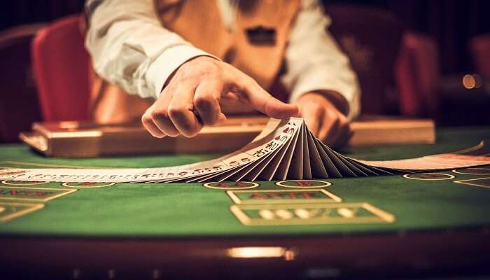 The Workings of the Typical Internet Casino Explored